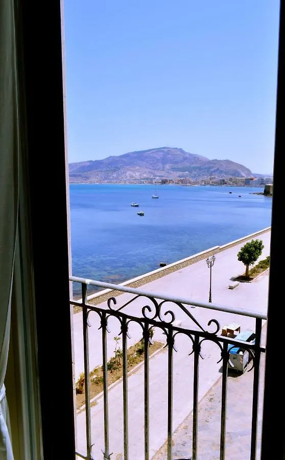 Apartment Appartamento Le Sirene Trapani Italy